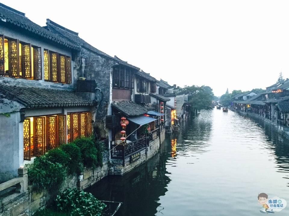元宵节给喜欢的女孩发红包，她收了，是答应我了吗？游戏画面