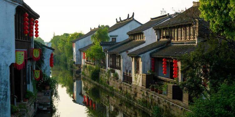 马刺逆转奇才，文班亚马助攻创纪录！